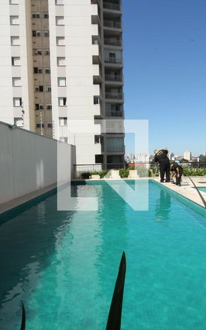 Apartamento para alugar com 42m², 2 quartos e 1 vagaÁrea comum - Piscina