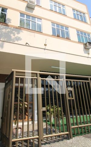 Apartamento à venda com 70m², 2 quartos e 1 vaga Apartamento à venda com 70m², 2 quartos e 1 vagaFachada