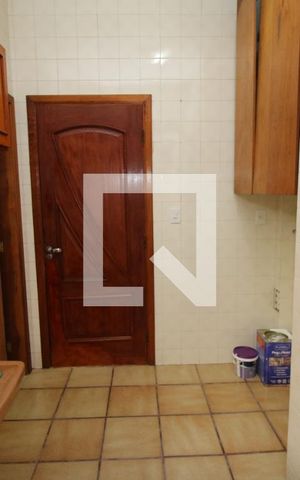 Apartamento à venda com 70m², 2 quartos e 1 vagaÁrea de Serviço