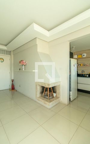 Apartamento à venda com 85m², 2 quartos e 1 vaga Apartamento à venda com 85m², 2 quartos e 1 vagaSala