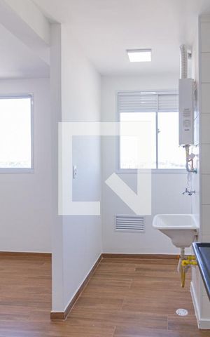 Apartamento para alugar com 40m², 2 quartos e sem vagaCozinha e área de serviço