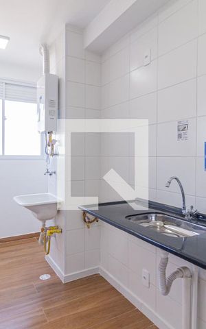Apartamento para alugar com 40m², 2 quartos e sem vagaCozinha e área de serviço