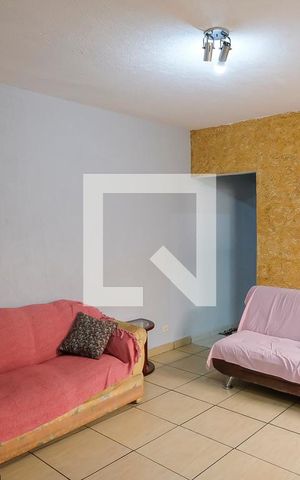 Casa à venda com 175m², 2 quartos e 3 vagasSala casa 1