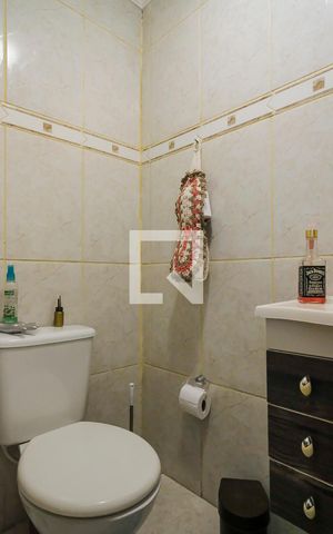 Casa à venda com 175m², 2 quartos e 3 vagasLavabo casa 2