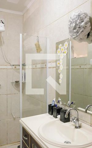 Casa à venda com 175m², 2 quartos e 3 vagasBanheiro casa 2