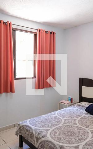 Casa à venda com 175m², 2 quartos e 3 vagasQuarto casa 1
