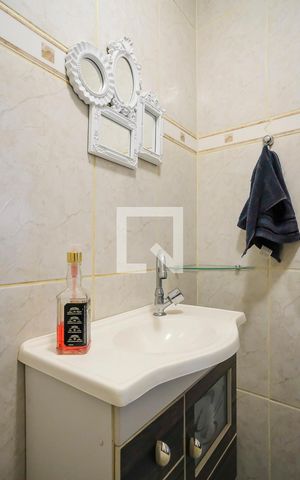 Casa à venda com 175m², 2 quartos e 3 vagasLavabo casa 2
