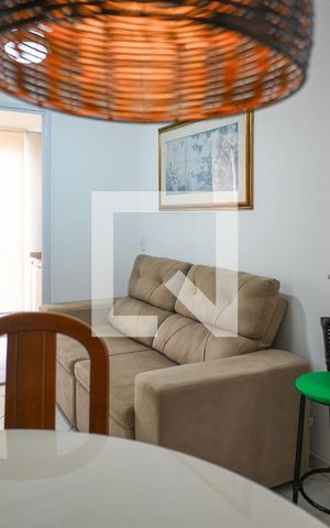 Apartamento para alugar com 48m², 2 quartos e 1 vaga Apartamento para alugar com 48m², 2 quartos e 1 vagaSala