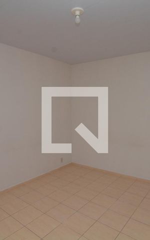 Casa à venda com 310m², 5 quartos e 7 vagas Casa à venda com 310m², 5 quartos e 7 vagasQuarto 3