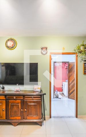 Casa à venda com 110m², 3 quartos e 3 vagasSala