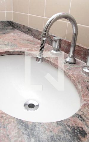 Apartamento à venda com 99m², 3 quartos e sem vagaBanheiro Quarto 1 Suíte
