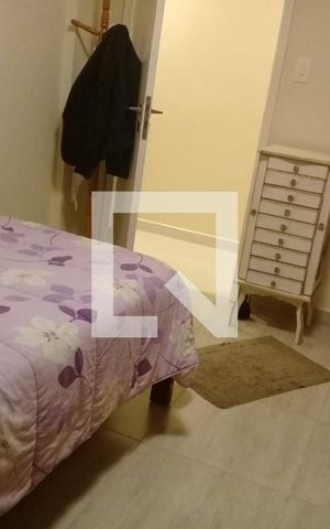 Apartamento à venda com 71m², 2 quartos e 1 vagaQuarto