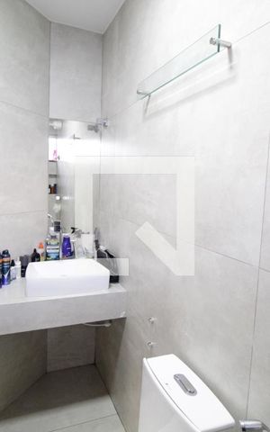 Casa para alugar com 260m², 4 quartos e 3 vagasBanheiro da Suíte 1