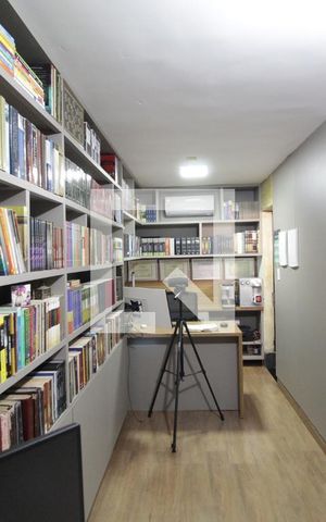 Casa para alugar com 260m², 4 quartos e 3 vagasEscritório