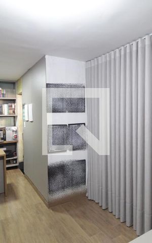 Casa para alugar com 260m², 4 quartos e 3 vagasEscritório