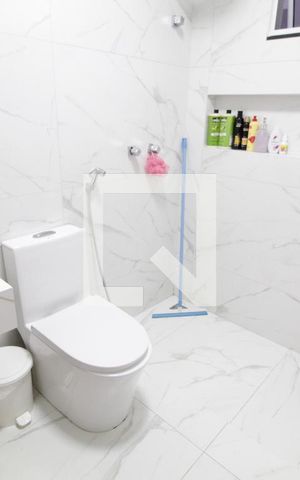 Casa para alugar com 260m², 4 quartos e 3 vagasBanheiro da Suíte 2