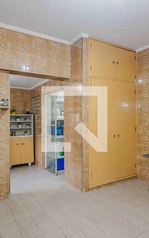 Casa à venda com 690m², 4 quartos e 5 vagasCozinha 2
