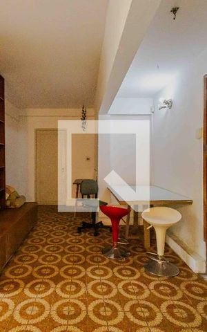Casa à venda com 690m², 4 quartos e 5 vagasEntrada