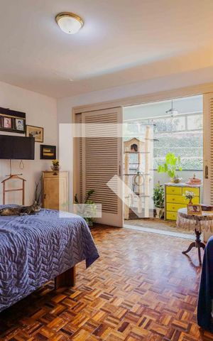 Casa à venda com 690m², 4 quartos e 5 vagasQuarto 1