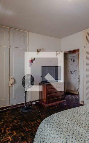 Casa à venda com 690m², 4 quartos e 5 vagasSuíte