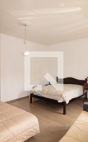 Casa para alugar com 287m², 3 quartos e 2 vagas Casa para alugar com 287m², 3 quartos e 2 vagasQuarto 1 suite