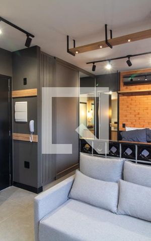 Studio à venda com 27m², 1 quarto e sem vaga Studio à venda com 27m², 1 quarto e sem vagaSala - Studio
