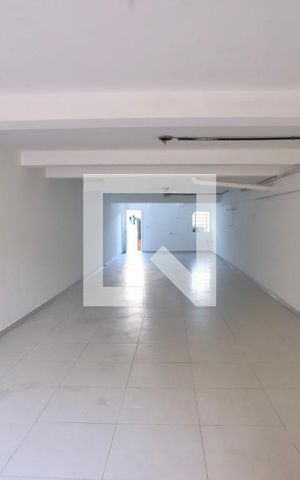 Casa à venda com 236m², 3 quartos e 6 vagasGaragem