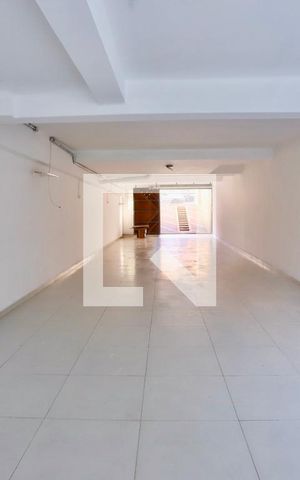 Casa à venda com 236m², 3 quartos e 6 vagasGaragem