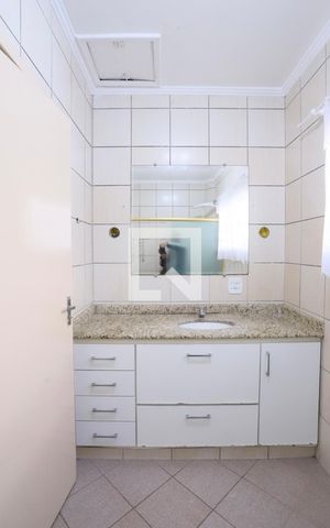 Casa à venda com 236m², 3 quartos e 6 vagasBanheiro 1