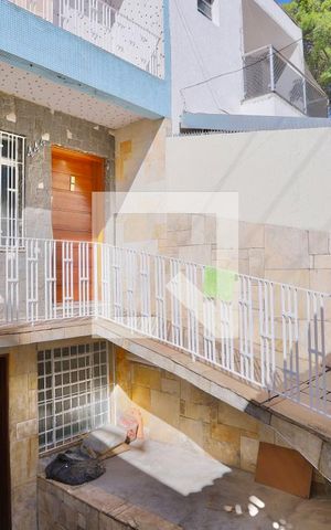 Casa à venda com 236m², 3 quartos e 6 vagasFachada