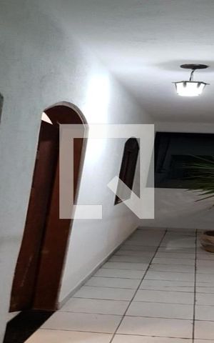 Casa à venda com 324m², 3 quartos e 5 vagas