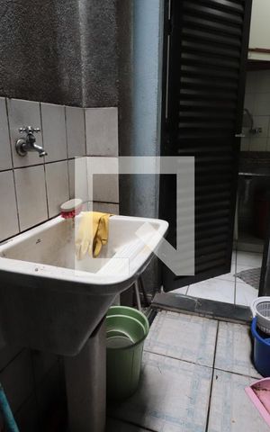 Casa à venda com 950m², 7 quartos e 1 vaga Casa à venda com 950m², 7 quartos e 1 vagaÁrea de Serviço