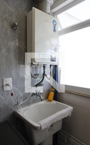 Apartamento para alugar com 70m², 2 quartos e 1 vagaÁrea de Serviço