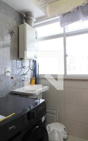 Apartamento para alugar com 70m², 2 quartos e 1 vagaÁrea de Serviço