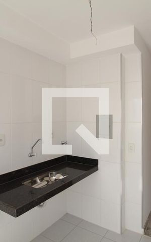 Apartamento à venda com 85m², 3 quartos e 2 vagasCozinha e Área de Serviço