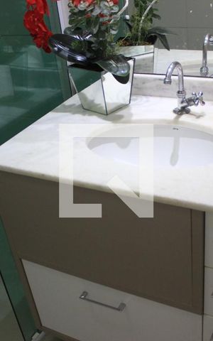 Apartamento para alugar com 72m², 3 quartos e 1 vagaBanheiro 2