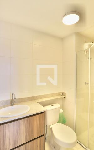 Apartamento para alugar com 36m², 1 quarto e 1 vaga Apartamento para alugar com 36m², 1 quarto e 1 vagaBanheiro