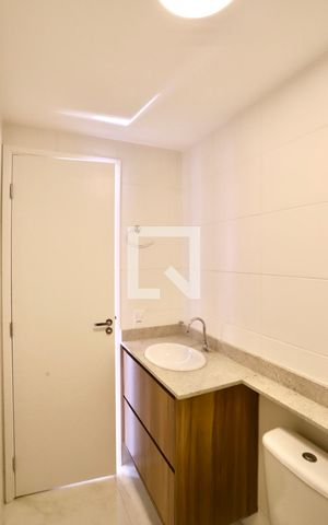 Apartamento para alugar com 36m², 1 quarto e 1 vaga Apartamento para alugar com 36m², 1 quarto e 1 vagaBanheiro