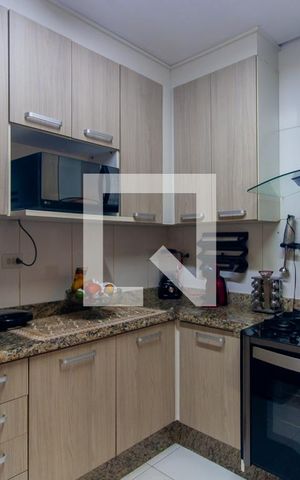 Casa à venda com 110m², 3 quartos e 2 vagas Casa à venda com 110m², 3 quartos e 2 vagasCozinha