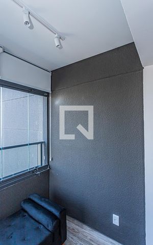 Studio à venda com 26m², 1 quarto e sem vaga Studio à venda com 26m², 1 quarto e sem vagaStúdio
