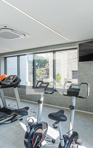 Studio à venda com 26m², 1 quarto e sem vaga Studio à venda com 26m², 1 quarto e sem vagaÁrea comum - Academia