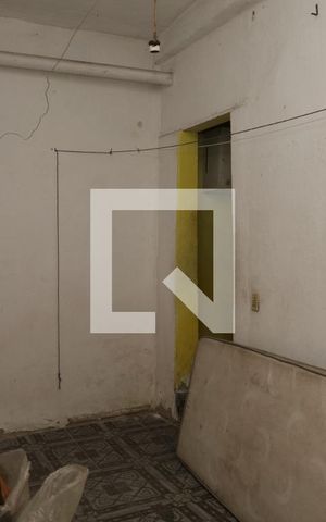 Casa para alugar com 36m², 1 quarto e sem vagaÁrea externa - Varal coletivo