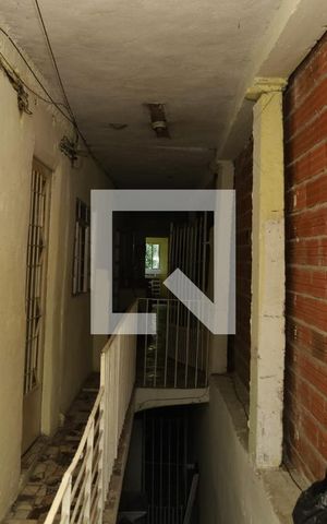Casa para alugar com 36m², 1 quarto e sem vagaÁrea externa