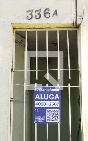 Casa para alugar com 36m², 1 quarto e sem vagaPortão do imóvel - Placa instalada no portão
