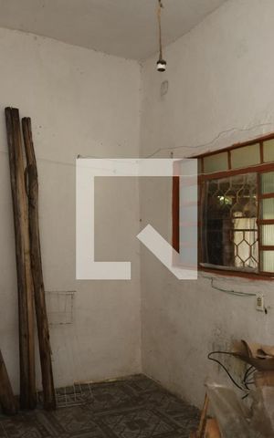 Casa para alugar com 36m², 1 quarto e sem vagaÁrea externa - Varal coletivo