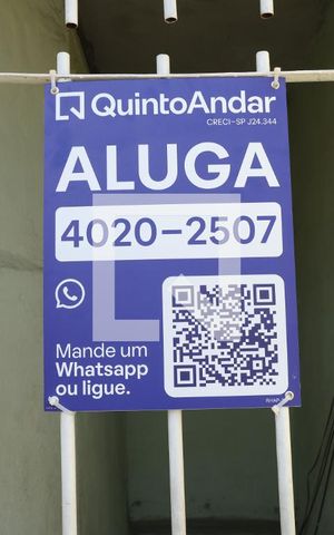 Casa para alugar com 36m², 1 quarto e sem vagaPlaca instalada no portão do imóvel