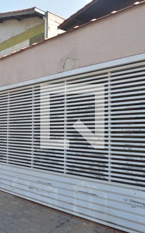 Casa à venda com 168m², 3 quartos e sem vagaFachada