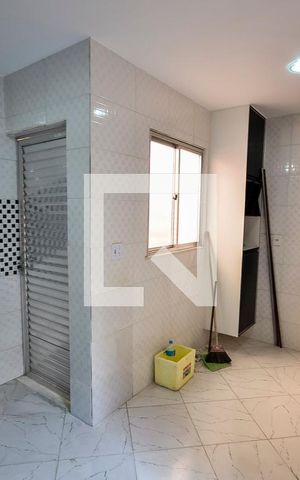Casa à venda com 70m², 2 quartos e sem vaga Casa à venda com 70m², 2 quartos e sem vagaCozinha