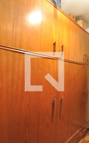Casa à venda com 200m², 3 quartos e 3 vagasCloset do Quarto 2