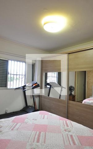 Casa à venda com 200m², 3 quartos e 3 vagasQuarto Suíte